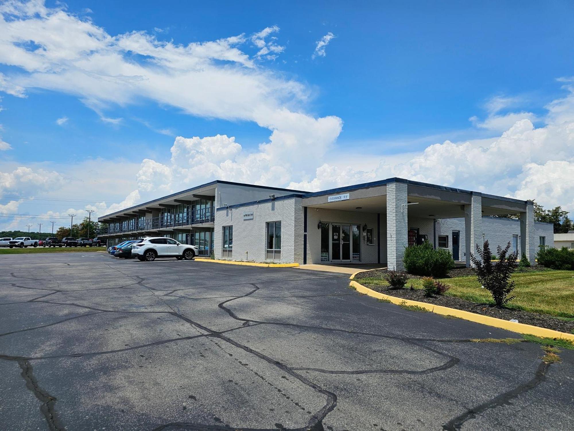 Relax Inn By Oyo Greeneville Near Hwy Us-321 Eksteriør bilde